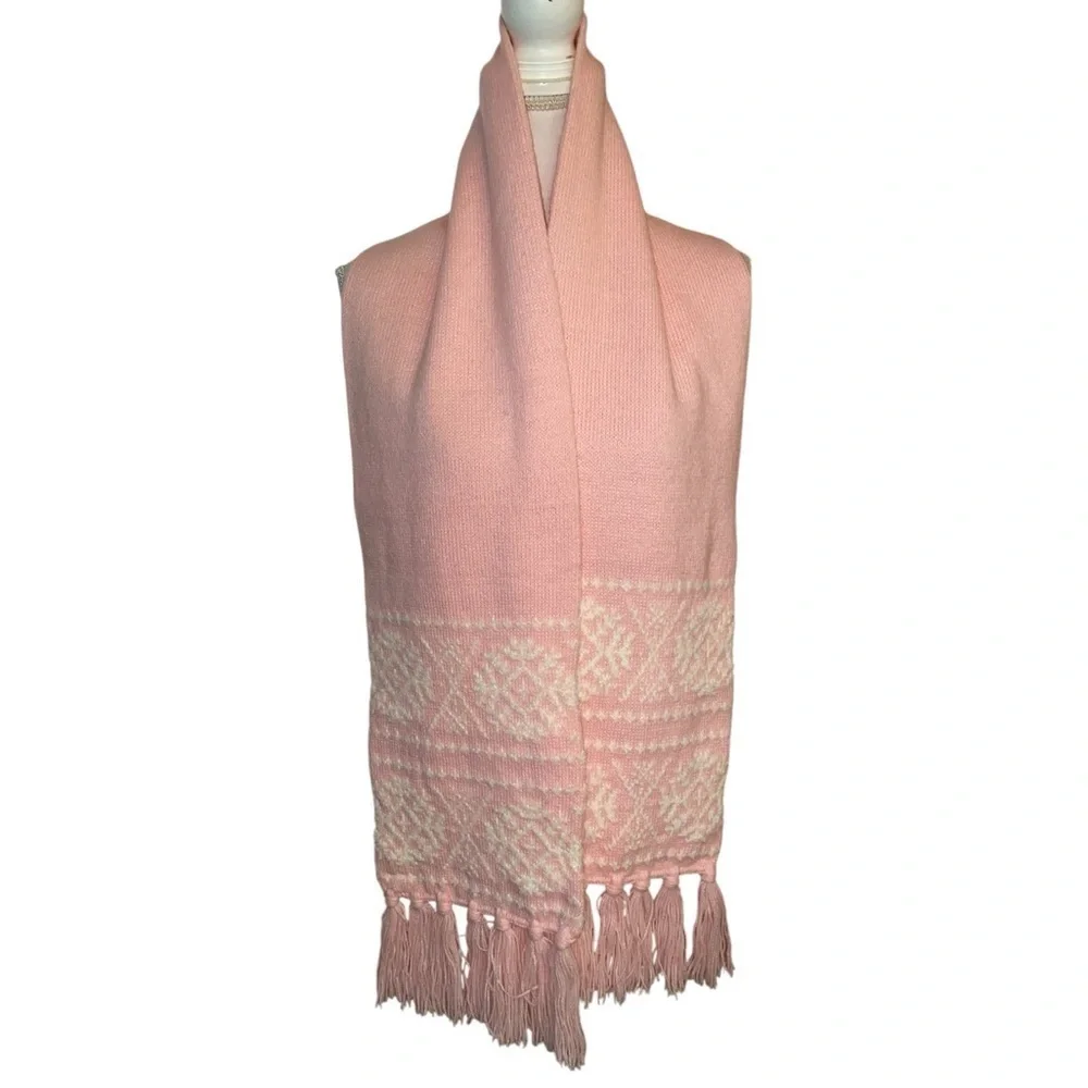 KNIT SCARF Winter Scarf Snowflake Design in Bubblegum Pink 62” x 9”